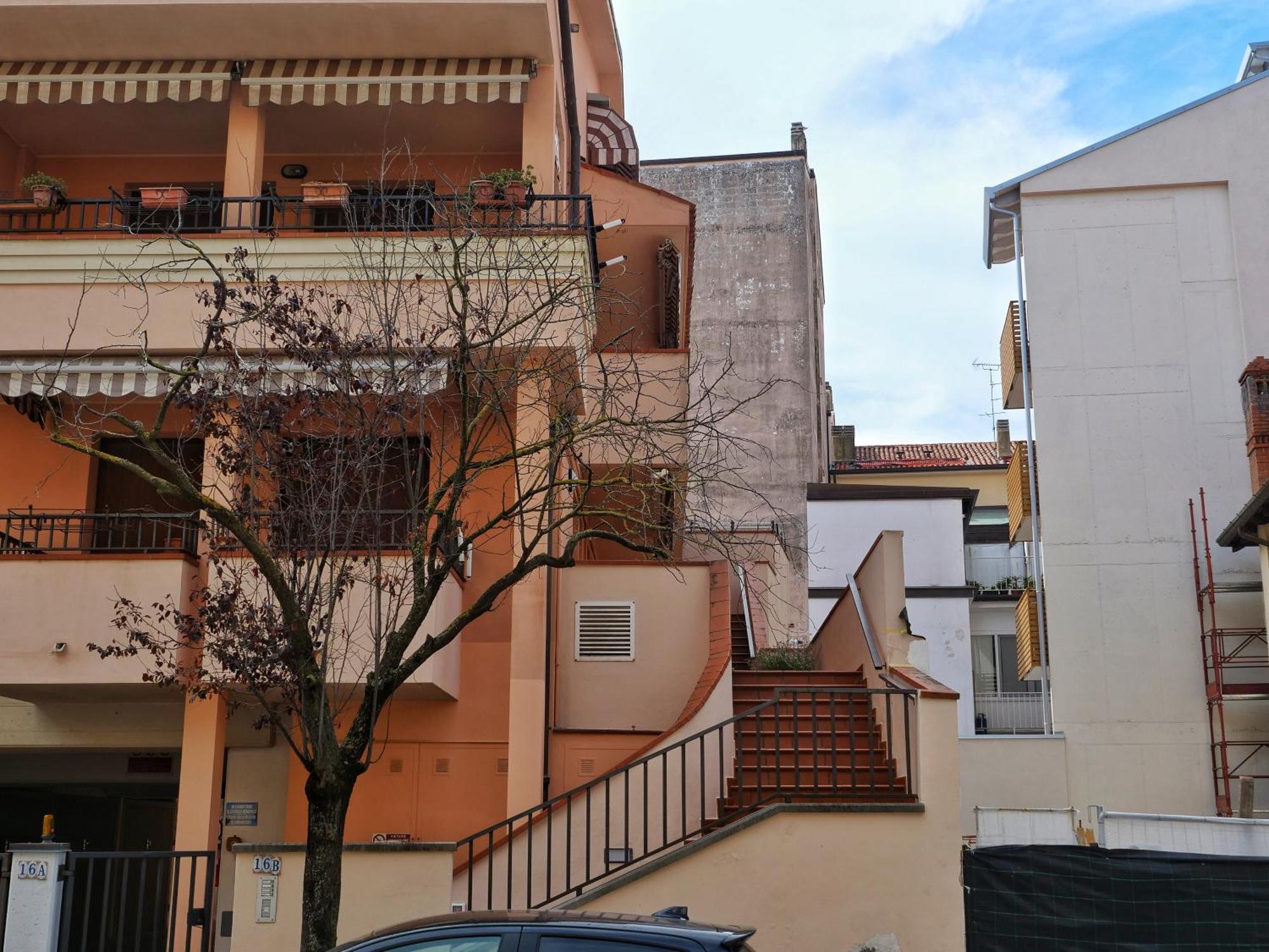Bigterrace - Ampio Monolocale Con Cameretta E Spaziosissimo Terrazzo * Grado
