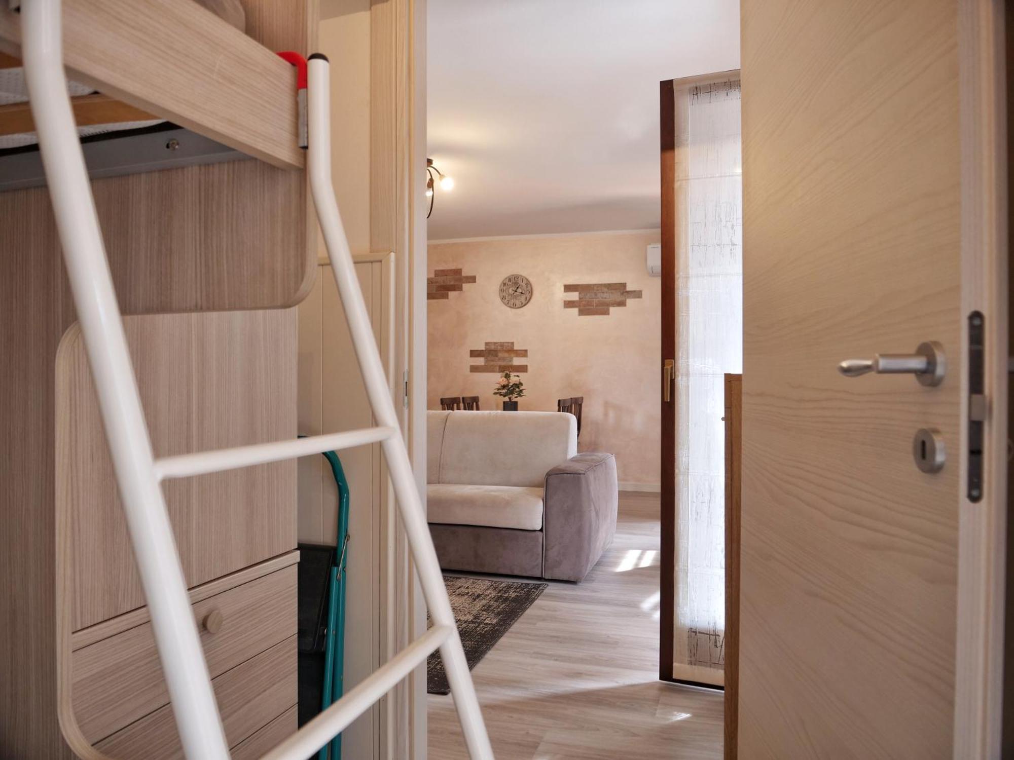 Bigterrace - Ampio Monolocale Con Cameretta E Spaziosissimo Terrazzo Apartment Grado